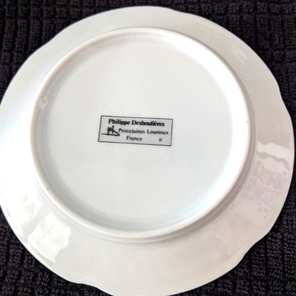 6 French Porcelain Appetizer Plates from France.  Cutting Board & Glass Lid. - Picture 12 of 12